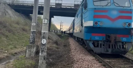 На Обухівщині під колесами потяга загинув чоловік