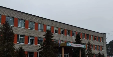 Площу Коцюбинського ліцею №1 викладатимуть бруківкою у стилі вишиванки