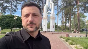 Зеленський у Славутичі зустрівся з керівниками громад Київської та Чернігівської областей