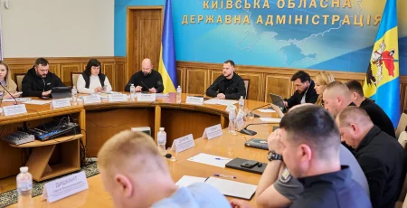Безпека, стійкість і пам’ять про Героїв: у КОВА відбулося засідання Ради оборони Київщини