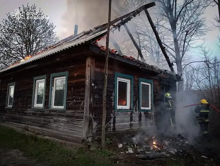 На Вишгородщині на пожежі загинула пенсіонерка
