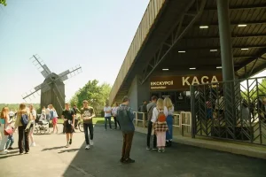 В Києві організують рух автобусів № 58 від метро «Виставковий центр» до музею в Пирогові (схема)