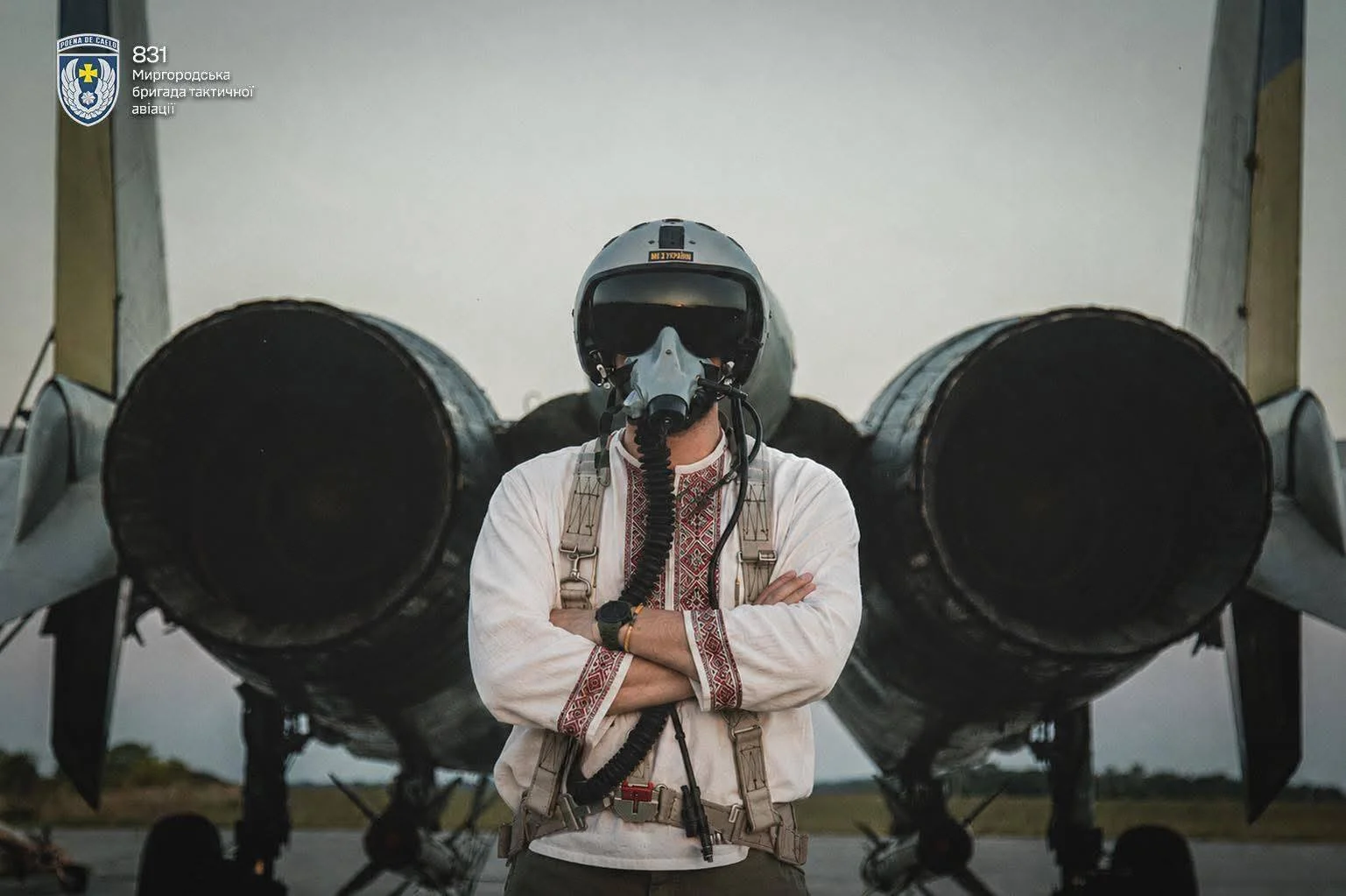 Воїни ЗСУ разом з всією країною відзначають 20-й Всесвітній день вишиванки (фото, відео)