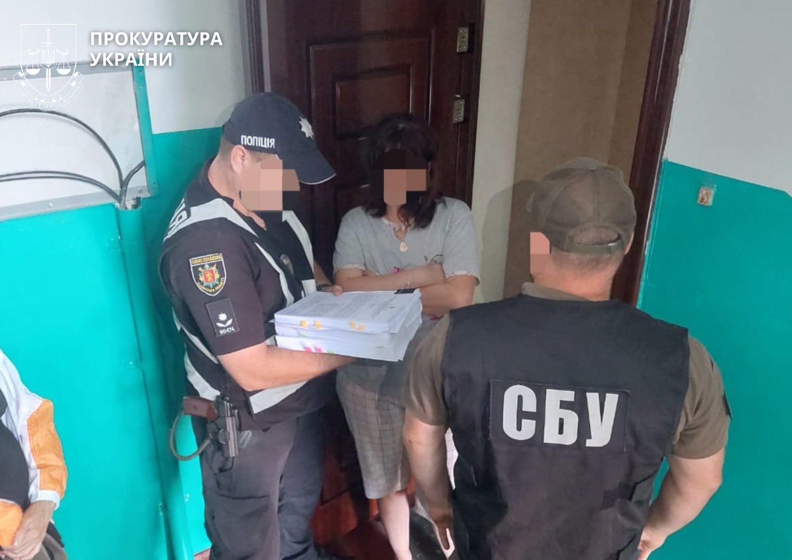 У приватному ВИШІ на Запоріжжі незаконно оформили в "аспіранти" майже 3,5 тисячі чоловіків