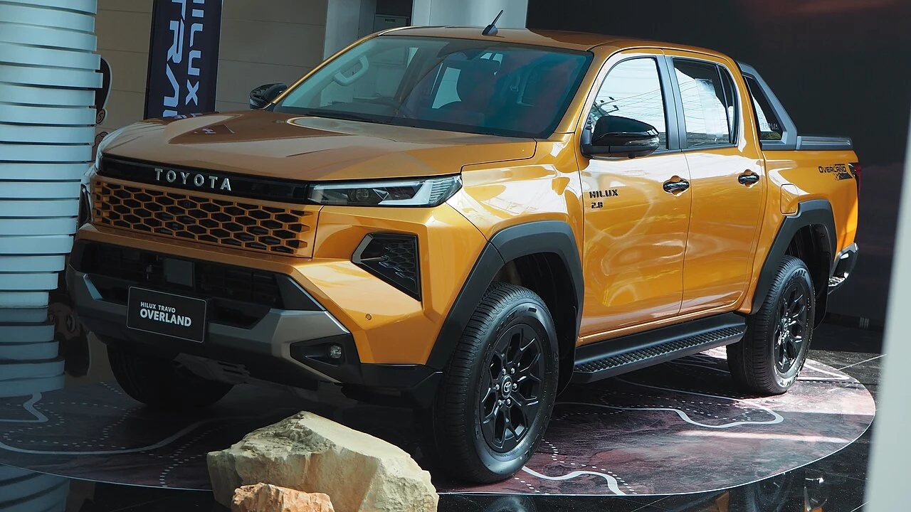 Мерія Білої Церкви за 9,6 млн гривень купить 6 пікапів Toyota Hilux