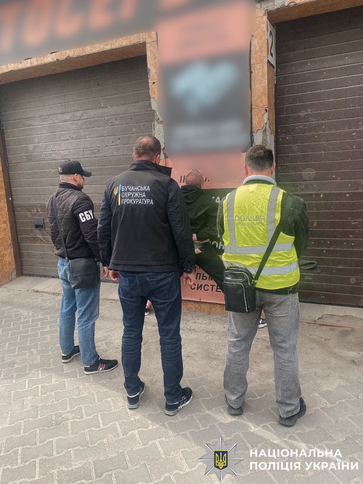 Мешканці Бучанщини організували схему продажу автомобілів, ввезених як гуманітарна допомога ЗСУ (фото)