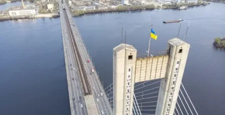 Правобережні естакади Південного мосту відремонтують за 174 млн гривень