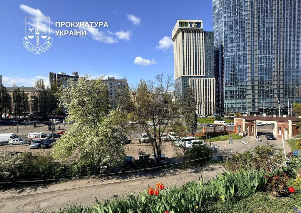 КМДА заперечує проти позову прокуратури про інфестдоговір на паркінг біля Свято-Михайлівської лікарні