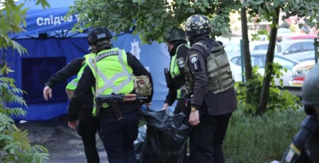 У Дарницькому районі столиці з-під завалів деблокували тіло четвертої жертви атаки рф