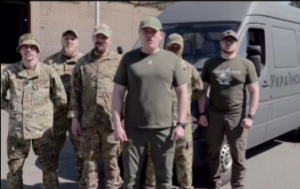Бійці полку «Кракен» отримали від «Української команди» евакомобіль - Палатний