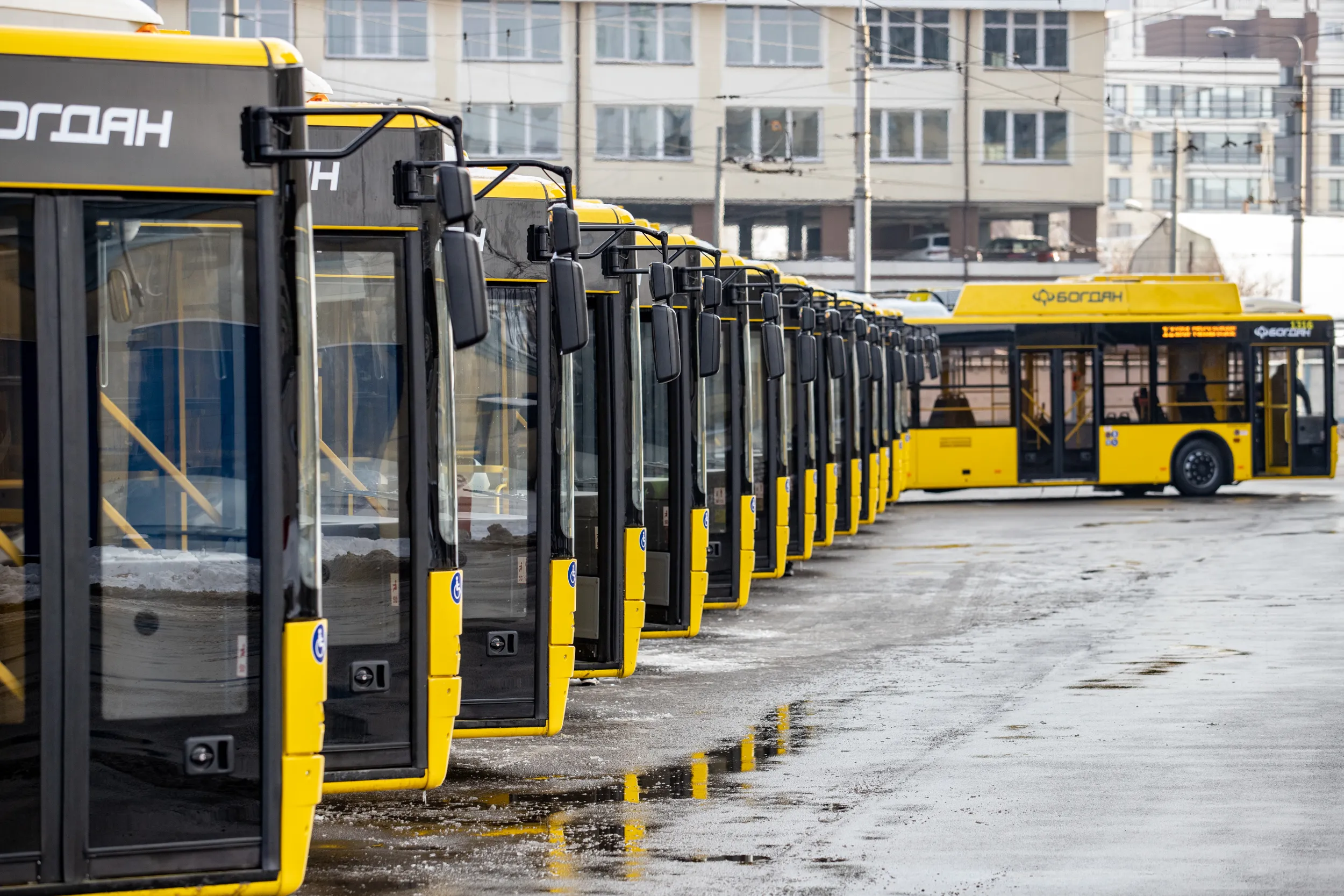 «Київпастранс» після скандалу з закупівлею тролейбусів на 306 млн грн готує новий тендер до 50 млн євро, - експерт