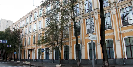 Фасад 6 апеляційного суду Києва відремонтують за 16,9 млн гривень