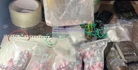 У Києві судитимуть двох чоловіків за збут кокаїну, МДМА та амфетаміну (фото)