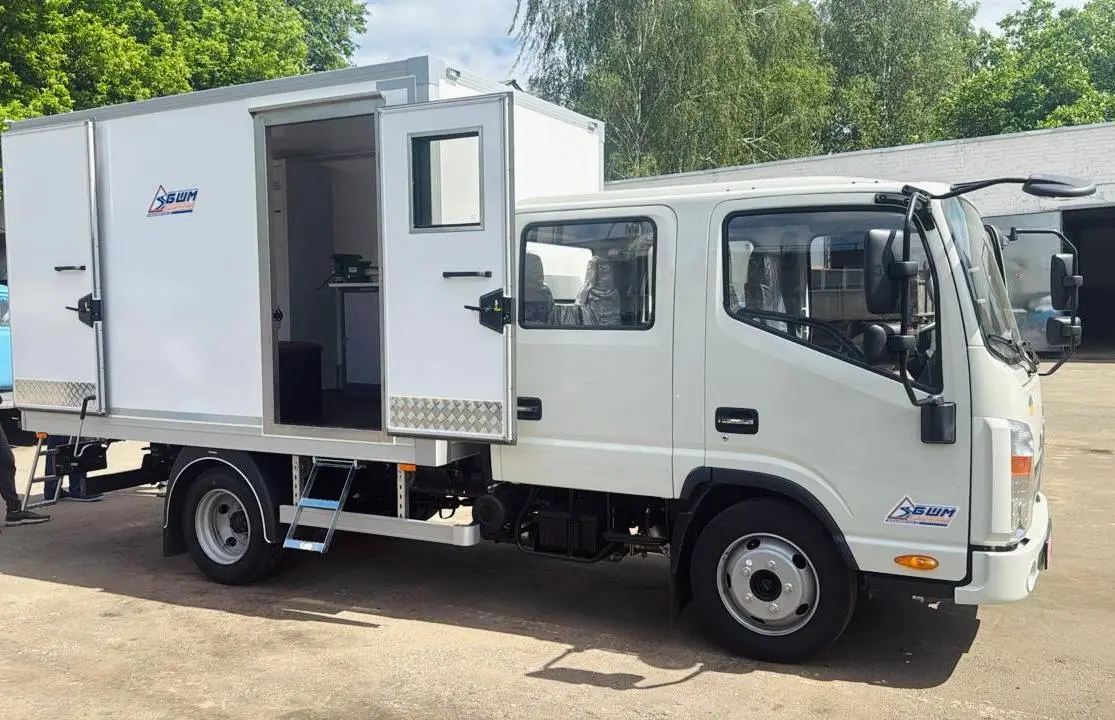 Комунальники Броварів отримали нову аварійну техніку