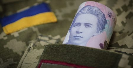 Бюджетний комітет рекомендував Раді спрямовувати військовий збір на зарплати військовослужбовців