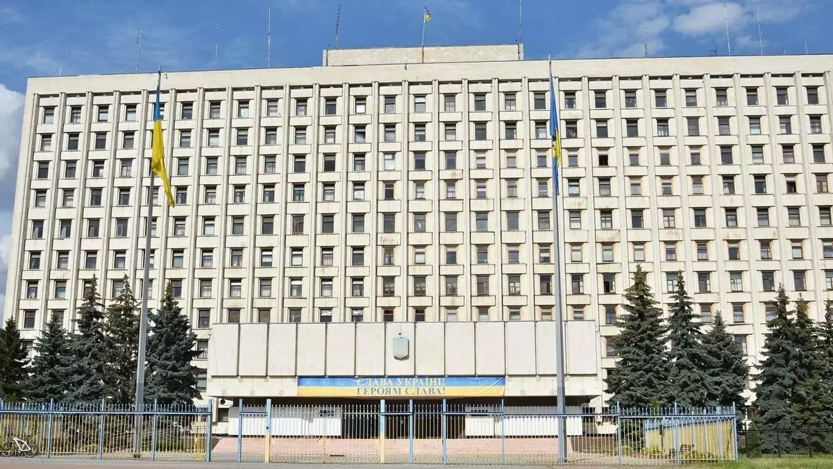 Київоблрада збільшила патронатну службу апарату за рахунок скорочення юристів