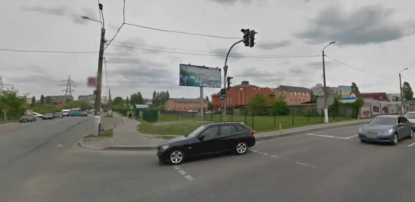 Вишневе підключає до безперебійного живлення світлофори на чотирьох перехрестях (адреси)