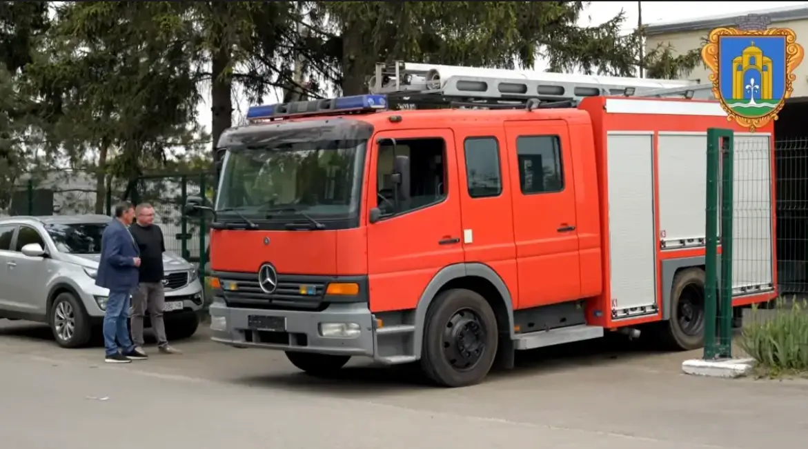 У Княжичі передали новий пожежний автомобіль від міжнародних партнерів