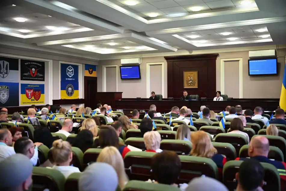 Київоблрада на сесії розподілила мільярди на оборону, медицину, дороги та відновлення