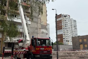 Мешканців щонайменше десяти квартир у зруйнованому росіянами будинку на Братства Тарасівців, 9 відселять