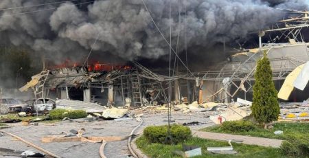 Відомо про 12 загиблих через обстріл Запоріжжя – місцева ОВА