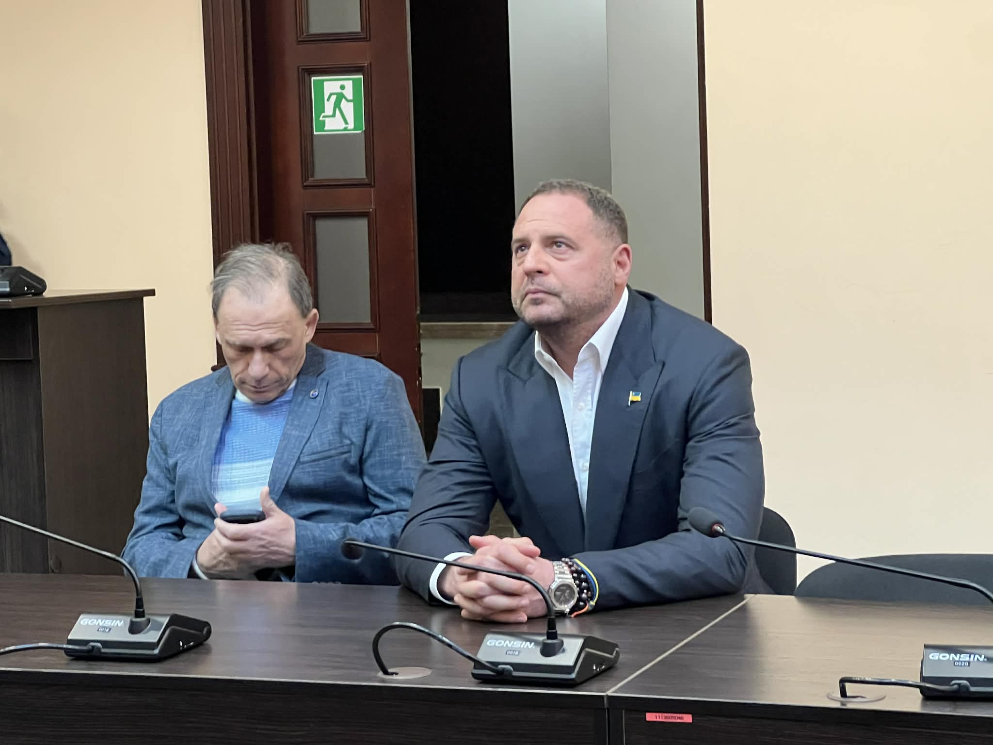 ВАКС постановив тримати Єрмака під вартою з альтернативою застави в 140 млн гривень