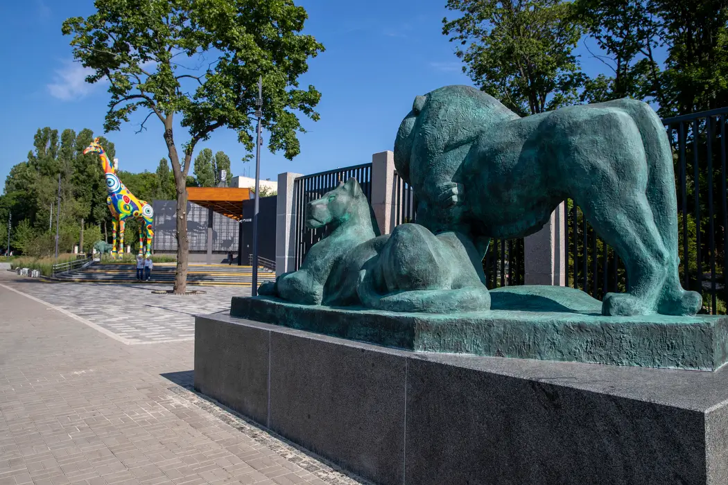 Зоопарк Києва витратить 2,1 млн гривень на вікна і двері