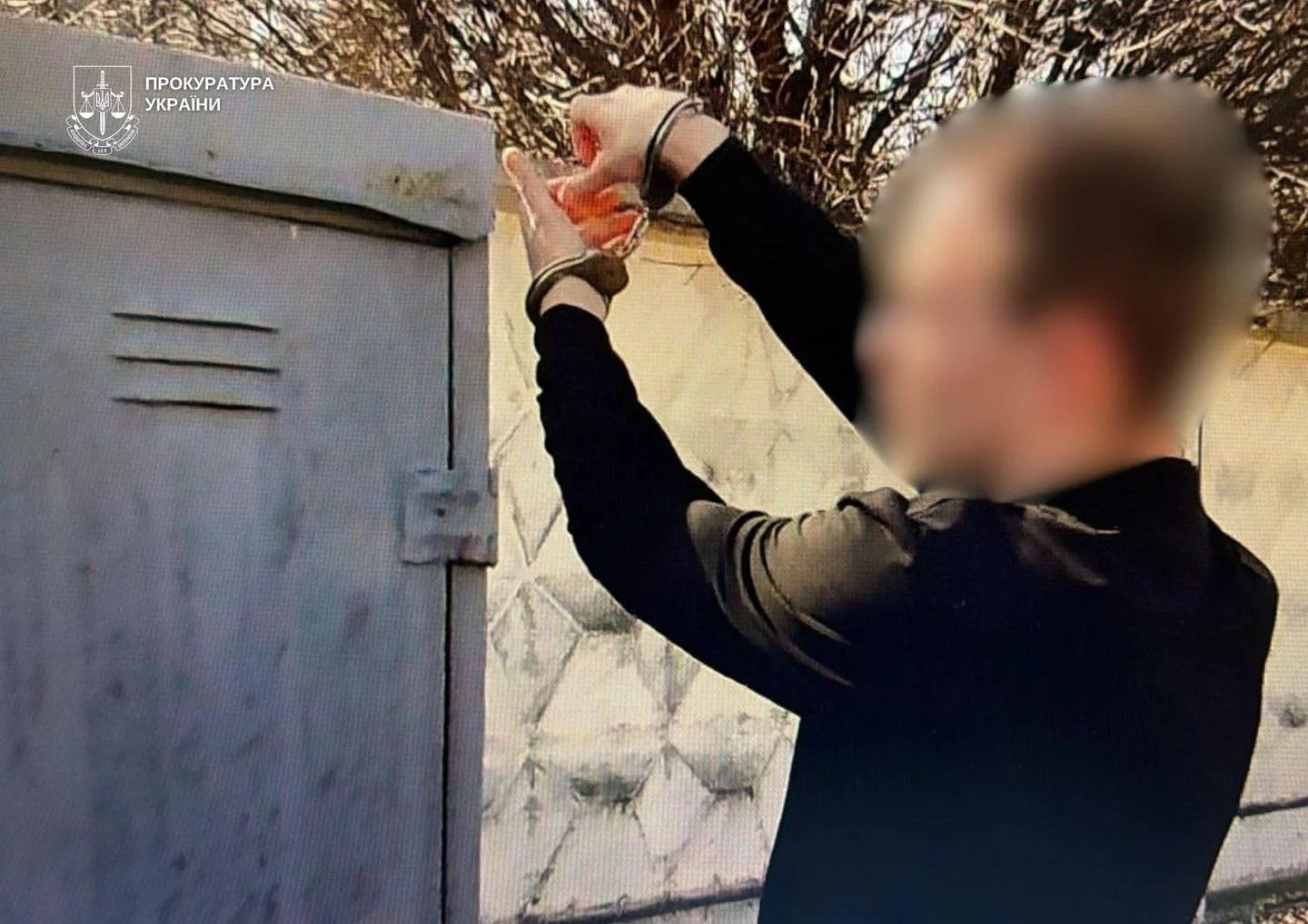 На Київщині чоловік отримав 10 років за спробу підпалу релейні шафи “Укрзалізниці”