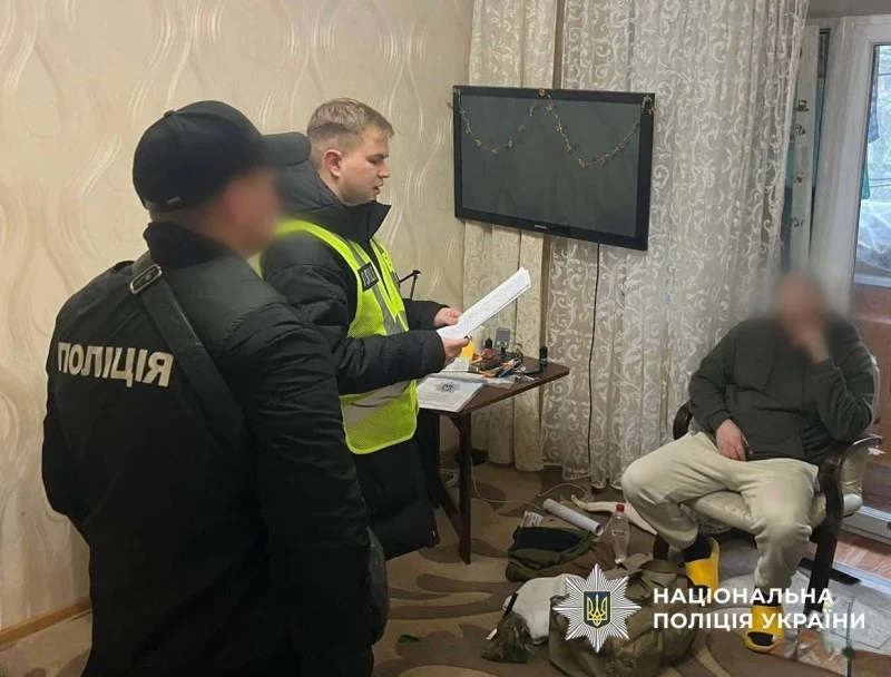 Киянин ошукав волонтера на 30 тисяч доларів під приводом продажу дронів для ЗСУ