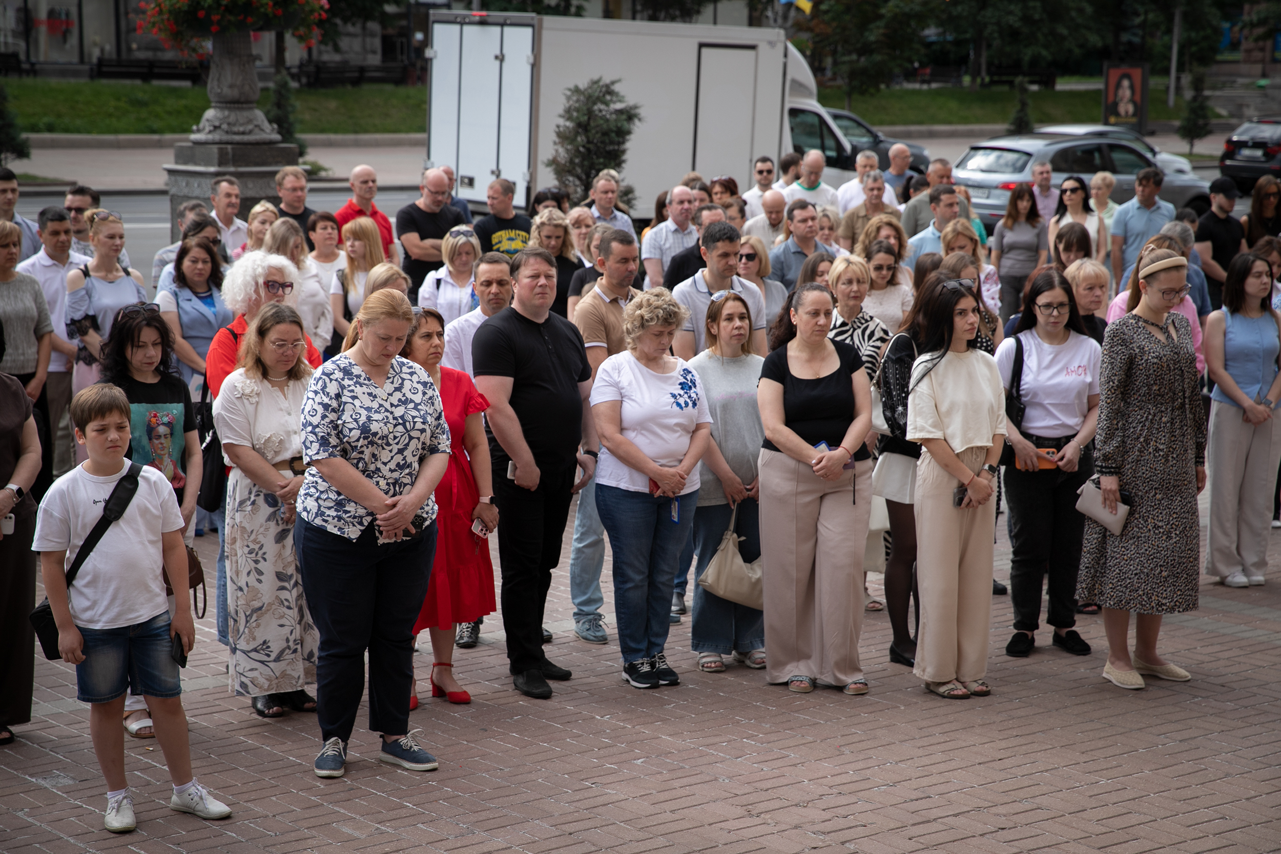 У столиці підняли кримськотатарський прапор на знак солідарності та підтримки У столиці підняли кримськотатарський прапор на знак солідарності та підтримки