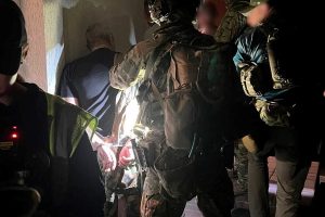 Стрілянина на Оболоні: Поліція Києва затримала водія, який під час дорожнього конфлікту взявся з зброю