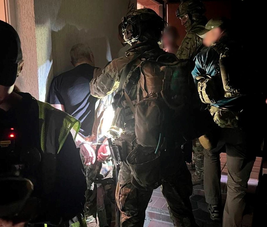 Стрілянина на Оболоні: Поліція Києва затримала водія, який під час дорожнього конфлікту взявся з зброю