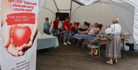 Учасники Першого Форуму старост на Київщині долучилися до акції зі здачі крові