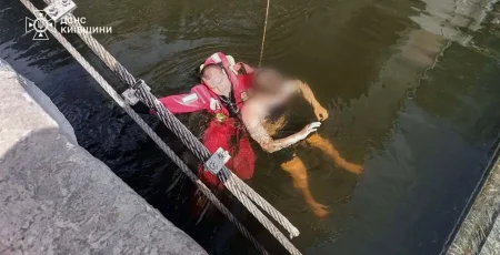 У Переяславі на річці Трубіж зі шлюзу врятували підлітка
