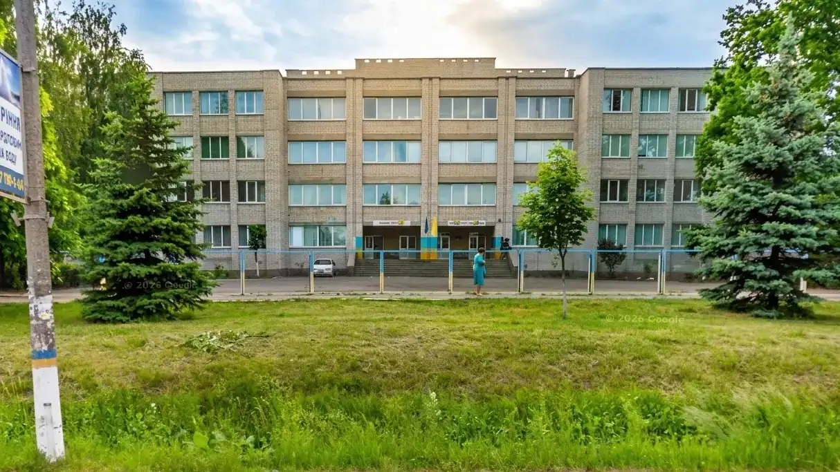 У Василькові паркан ліцею за понад 1,3 млн гривень замінить компанія політичного соратника ексмера Сабадаша
