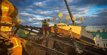 Рятувальники оприлюднили світлини ліквідації наслідків атаки рф на території Києво-Печерської лаври (фото)
