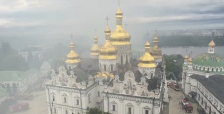 Києво-Печерська Лавра після обстрілу: пошкоджено щонайменше п’ять пам’яток національного значення