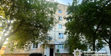У Вишгороді чоловік завдав тяжких ножових поранень власному сину