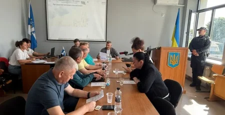 Депутати Бородянської селищної ради поновили на посаді Олександра Сахарука