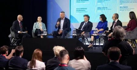 Кличко виступив на конференції URC-2026 у Ґданську: «Україна має не лише відбудувати будинки, а трансформуватися інституційно»