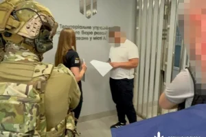 ДБР повідомило про підозру трьом посадовцям ТЦК, які незаконно утримували 21 людину