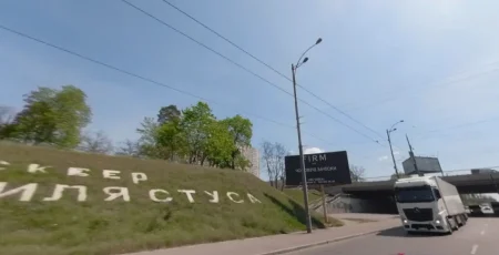 У Києві до 15 вересня обмежать рух пішоходів на перетині Берестейського проспекту та Кільцевої (схема)