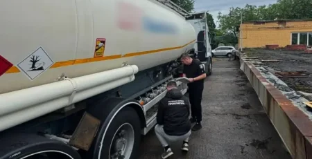 На Київщині викрили масштабну схему збуту фальсифікованого бензину (фото)