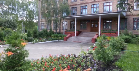 У Києві за понад 212 млн гривень реконструюватимуть спортивну інфраструктуру ліцею на Червоному хуторі (адреса)