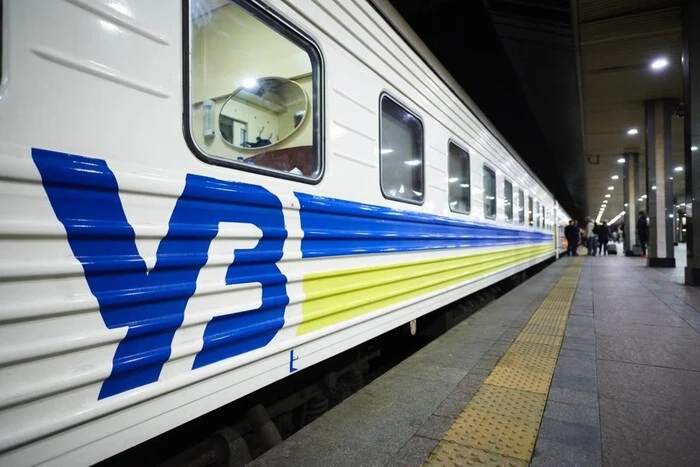 Укрзалізниця додала 12 нових рейсів на літо