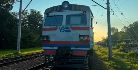 У Бучанському районі під колесами потяга сполученням Київ - Фастів загинув чоловік