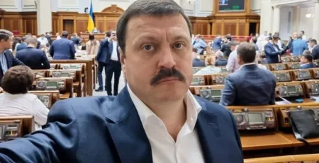 Екснардеп-втікач Андрій Деркач отримав 15 років за держзраду