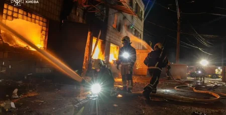 рф атакувала Київ балістикою: 2 особи загинули та 5 людей поранені (фото, відео)