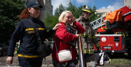 Нічна атака рф на Київ: кількість загиблих збільшилась до 12, постраждалих - до 50 (фото, відео)