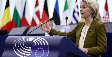 Нові антиросійські санкції збільшать економічний тиск на рф - Урсула Фон дер Ляєн